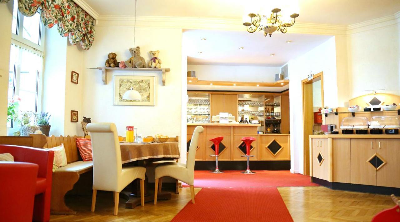 City Hotel Hunsruecker Hof Boppard Bagian luar foto